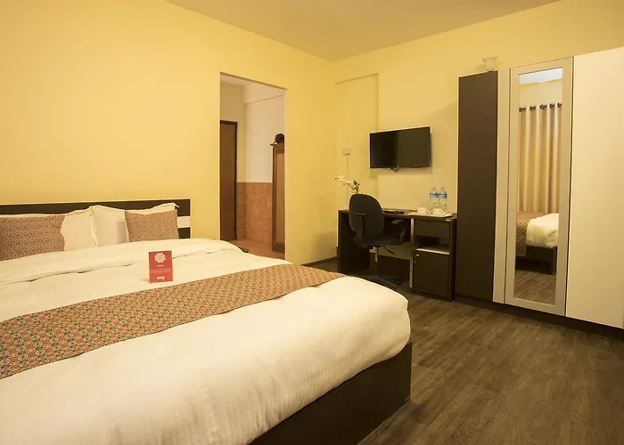 Oyo 131 Milarepa Hotel