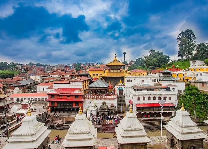 Hotel Oyo 131 Milarepa 2*